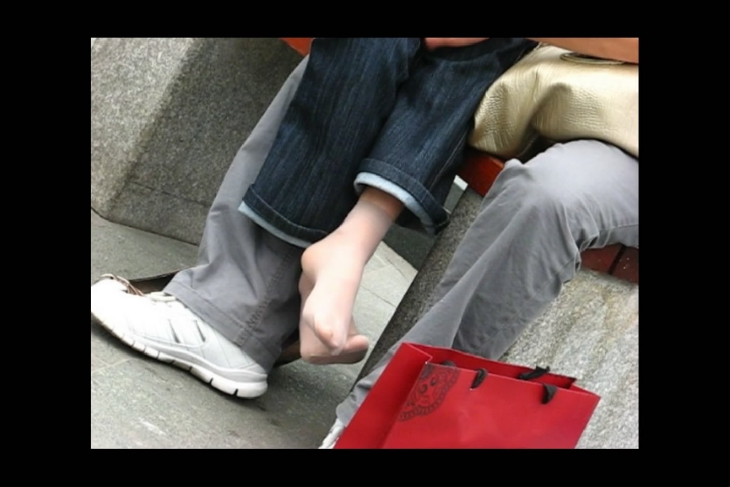 streetsnapnylon[00 00 17][20181202 122838 8]